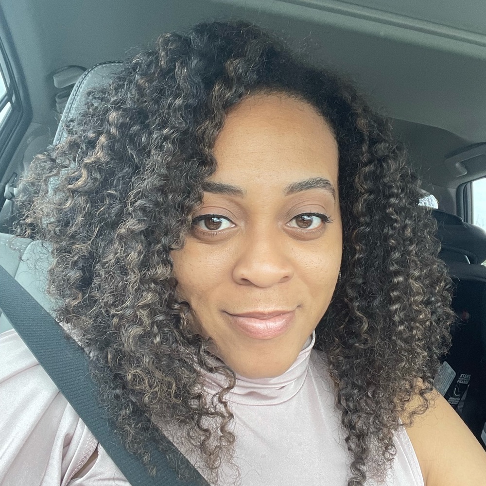 Meet your Posher, Shari